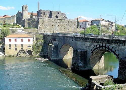 Ponte sobre o Rio Cávado, em Barcelos, passagem obrigatório dos peregrinos de Santiago de Compostela